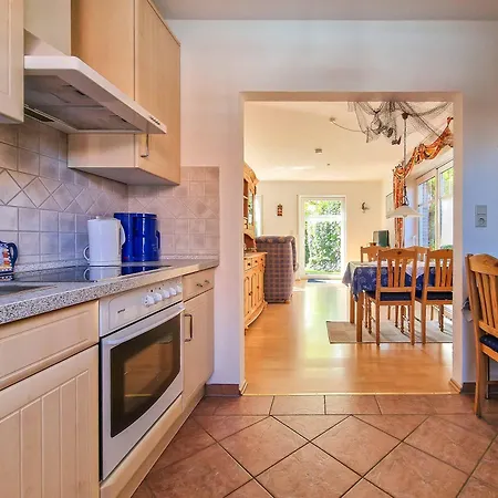 Brezelhuuske * Uttum