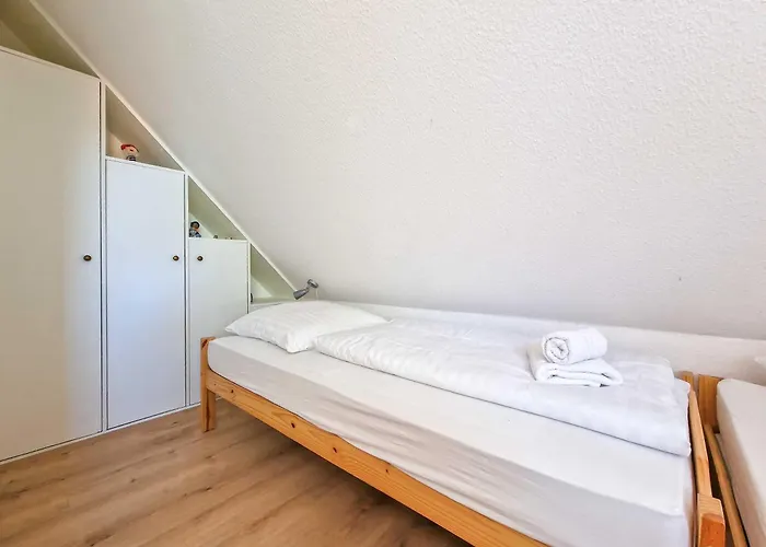 Brezelhuuske * Uttum